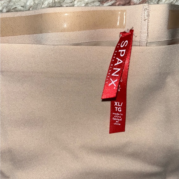 Spanx - Picture 3 of 4